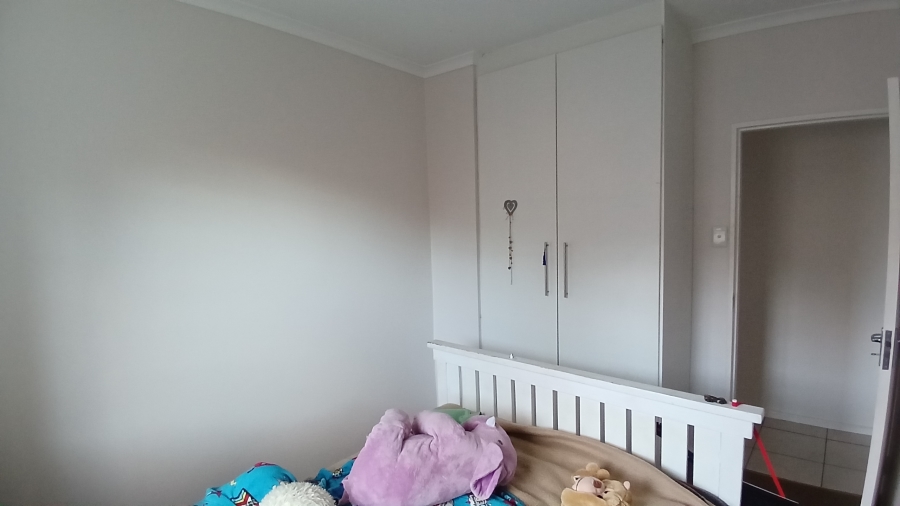 To Let 2 Bedroom Property for Rent in Glenroy Park Eastern Cape